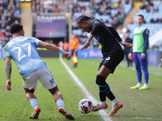 Preston North End's Jayden Meghoma takes on Coventry City's Milan van Ewijk (photo: Shaun Brooks/CameraSport)