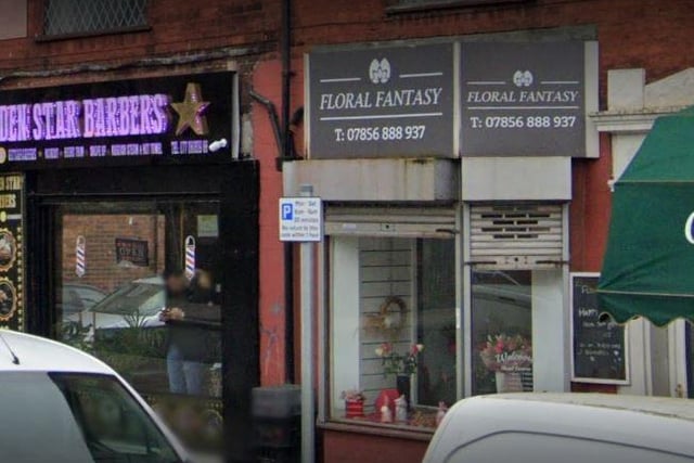 This shop scores 4.8 out of 5 from 16 reviews.
One customer said: "Brilliant staff, fresh flowers and quick service."