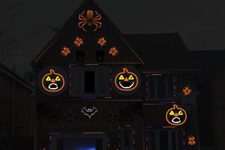 bloxburg, halloween decorated home