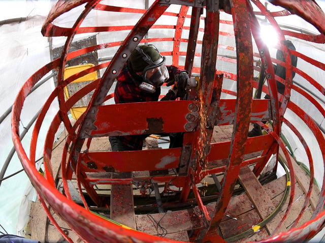 Michael Ainsworth, of Sandblasting Lancashire, gets to work