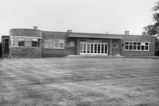The sporting among you may recognise the building pictured here - it is clubhouse at Penwortham Golf Club, shown in 1937. Interestingly the logo for Penwortham Golf Club features an image of Penwortham Priory