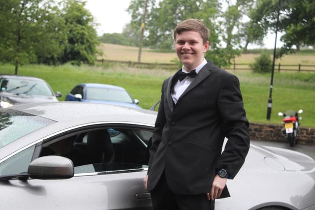 A Year 11 leaver arrives at his prom