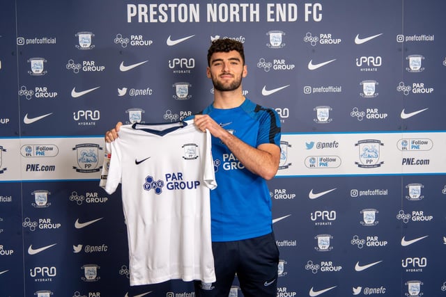 A natural out and out striker, with a few days of training with PNE under his belt, it makes sense that Tom Cannon could come in for his debut at the first available opportunity. Credit: PNEFC/Ian Robinson.
