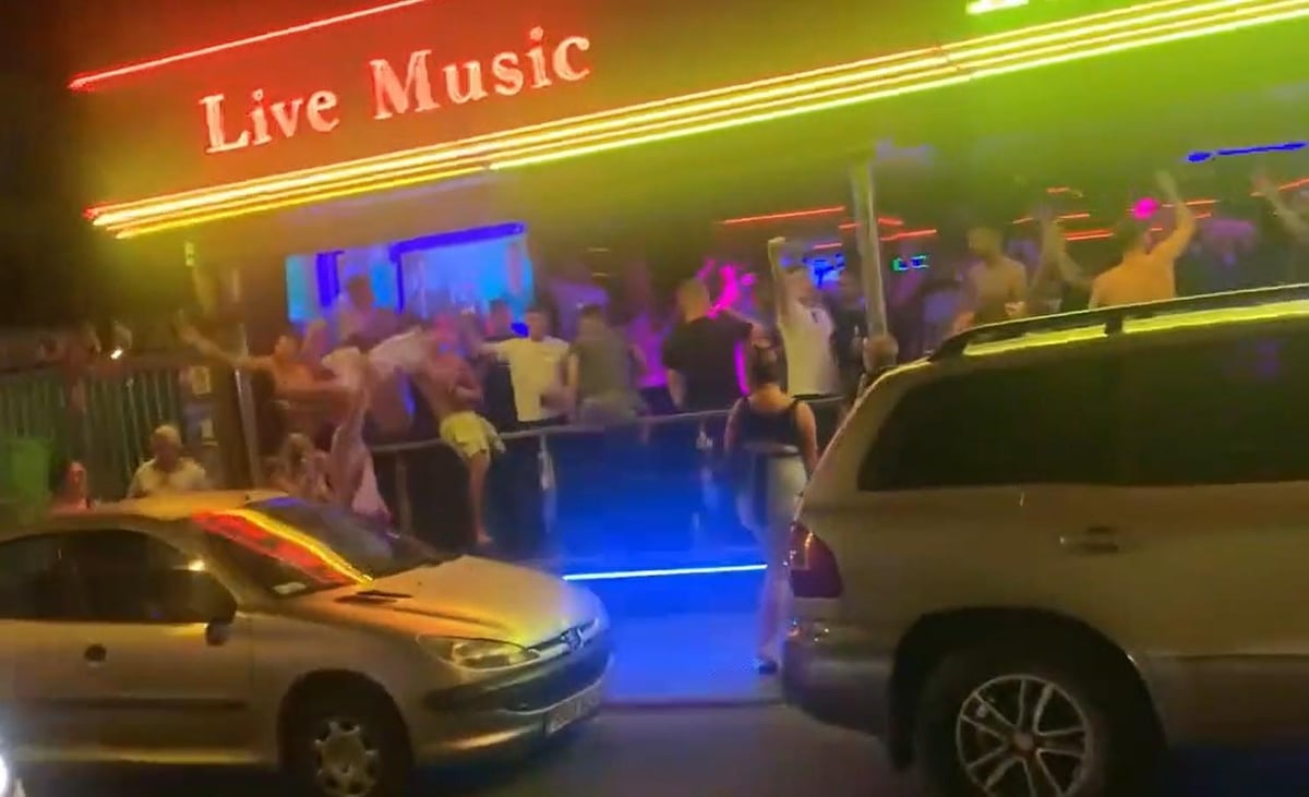 Watch video footage of PNE fans having the best time in Benidorm ahead of the Getafe friendly match