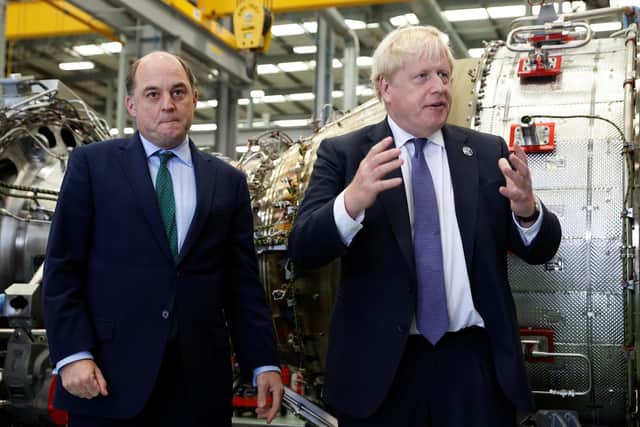 MP Ben Wallace with outgoing Prime Minister Boris Johnson