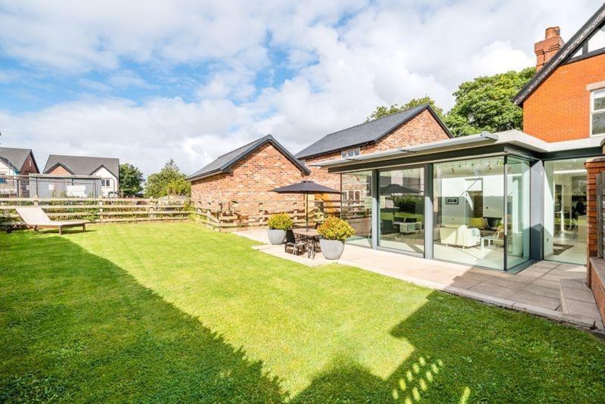 Classic with a veneer of modernity: astounding four-bed home with stunning garden up for sale
