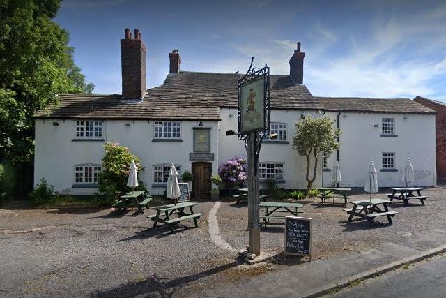 Winner of the Good Pub Guide Food, Drink and Wine Awards.
It is described as a "civilised pub with antiques, enterprising food, an interesting range of beers and appealing rustic garden."
Reviewers remark on the spacious garden that has "a well tended but unconventional bowling green" and the "handsome" side barn that sell wines and pottery, plus a "proper" butcher and a deli.