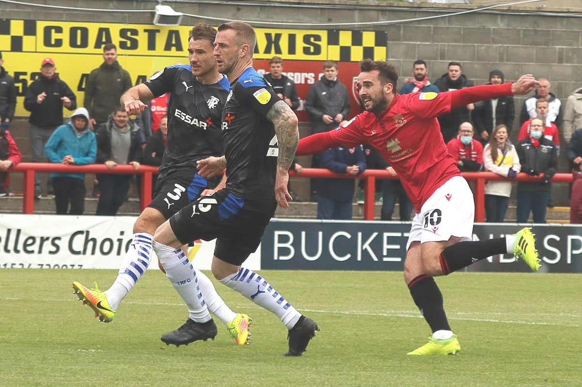Morecambe midfielder announces his exit from the club