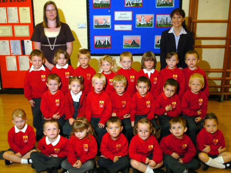 The reception class at St. Aidan's C of E Primary School, Bamber Bridge in 2006