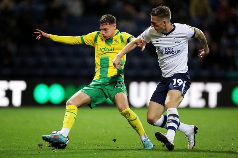 PRESTON, ENGLAND - OCTOBER 05: Taylor Gardner-Hickman of West Bromwich Albion battles for possession with Emil Riis Jakobsen of Preston North End during the Sky Bet Championship between Preston North End and West Bromwich Albion at Deepdale on October 05, 2022 in Preston, England. (Photo by Lewis Storey/Getty Images)
