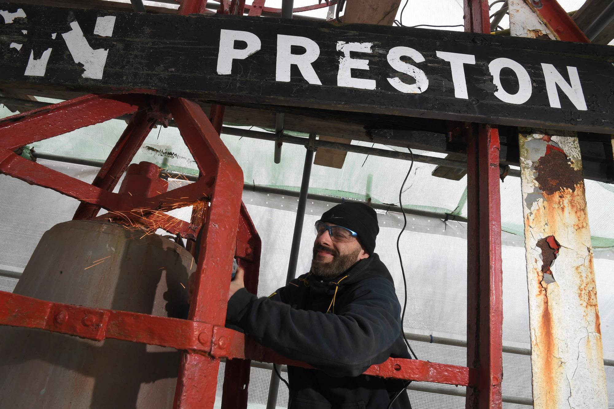 Ian Blakely of Sandblasting Lancashire, begins the refurbishment of the iconic buoy on Preston Docks