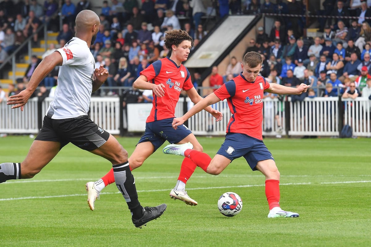 Preston North End boss Ryan Lowe clear on former Liverpool striker Ben Woodburn situation