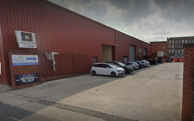This gym gets 4.8 out of 5 on Google Reviews.
One customer said: "Great gym, plenty of equipment, plenty of classes, friendly staff and members."