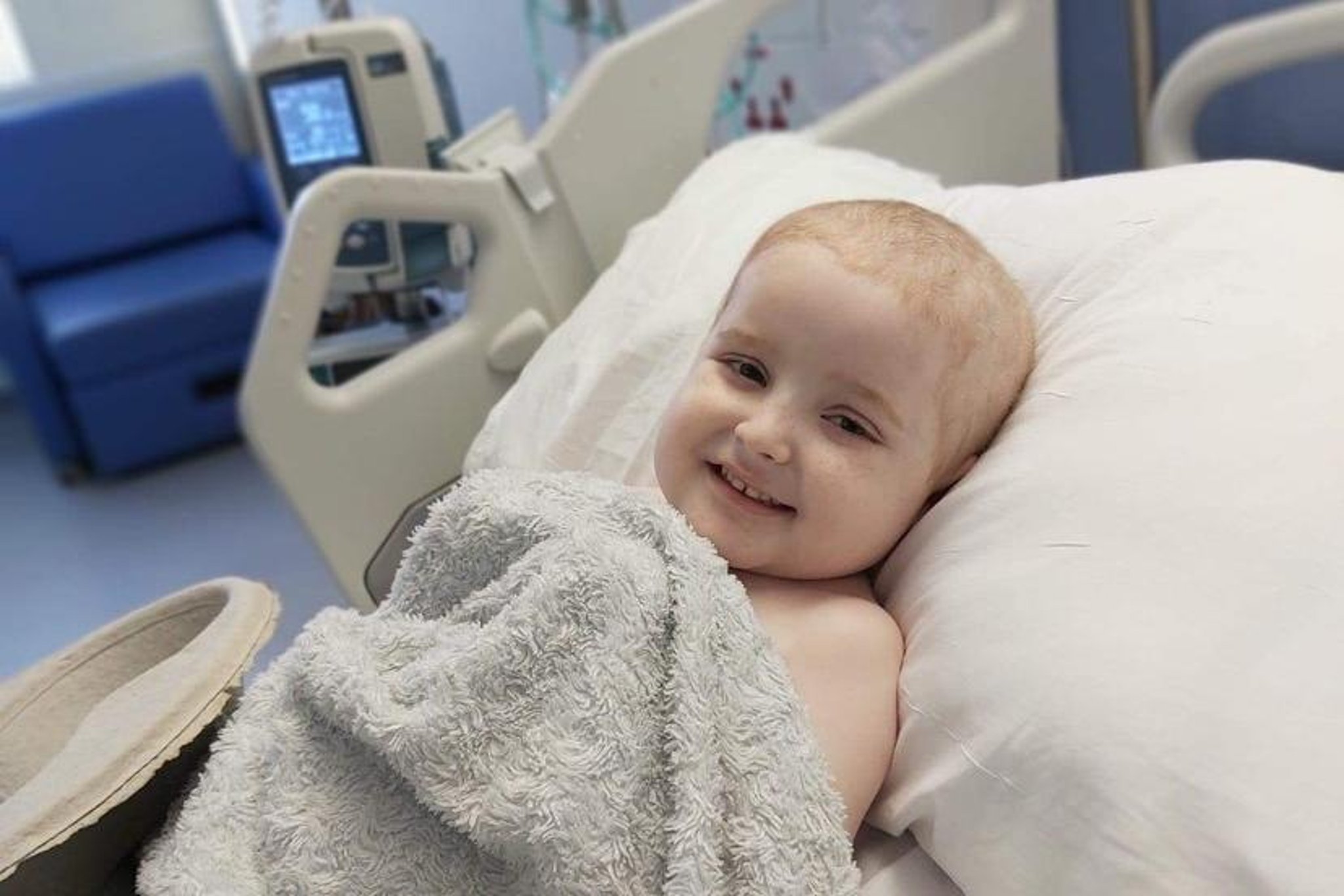 This is the reaction of a four-year-old cancer patient's family to the "overwhelming" support from community
