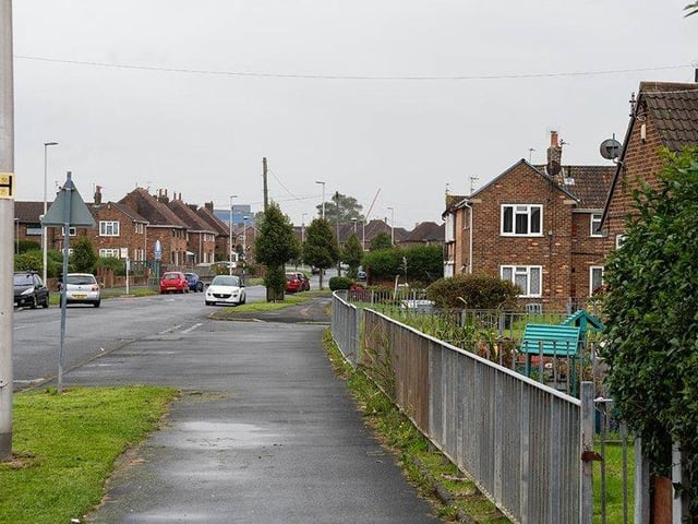Average house price = £127,725