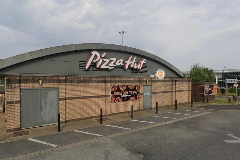 Pizza Hut Restaurant at Deepdale Shopping Park, Blackpool Road, Preston; rated five stars on March 23.
