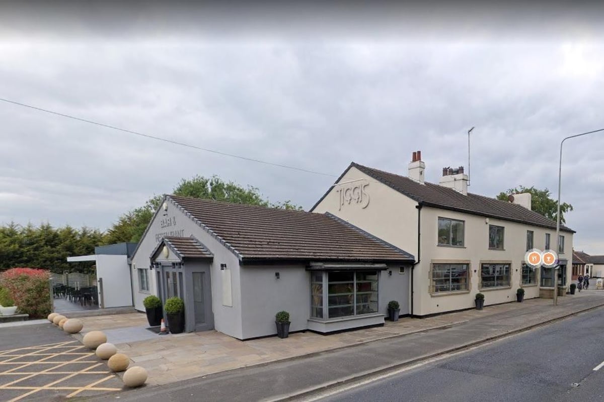 Country restaurant cooks up a storm with plans for illuminated roadside advertising screen