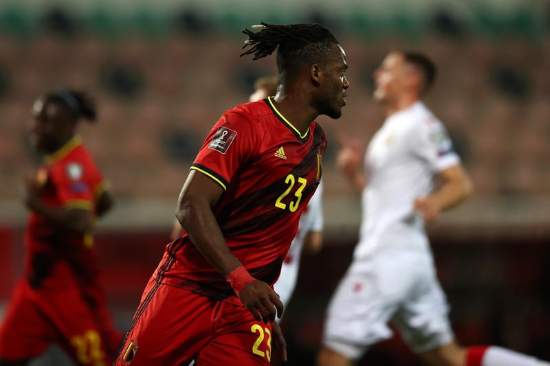 Chelsea are set to allow striker Michy Batshuayi to leave the club permanently in the upcoming transfer window. He's failed to impress since joining the Blues back in 2016, and has spent the majority of his time out on loan. (Football.London)