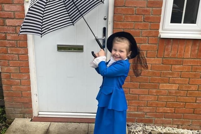 Sophia Louise Age 4 as Mary Poppins - Sarah Jane