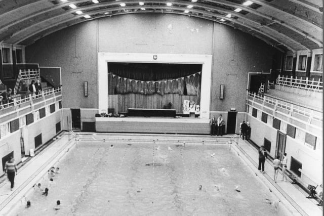 Because Saul Street Baths was also used as a dance hall the interior was very different to many other swimming venues around the county. It's grandeur can be seen here in this image from 1986