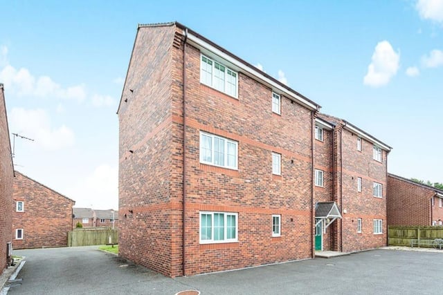 This delightful furnished two bedroom apartment boasts open plan living accommodation, two bedrooms, three piece bathroom suite and allocated parking. Marketed by Reeds Rains, Preston, 80 Fishergate, Preston, PR1 2UH. Call: 01772 399078