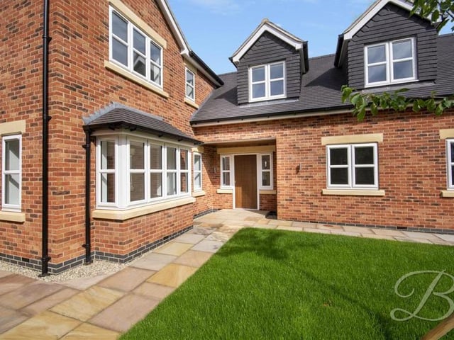 Approaching the front door at the spectacular Ravenshead property.