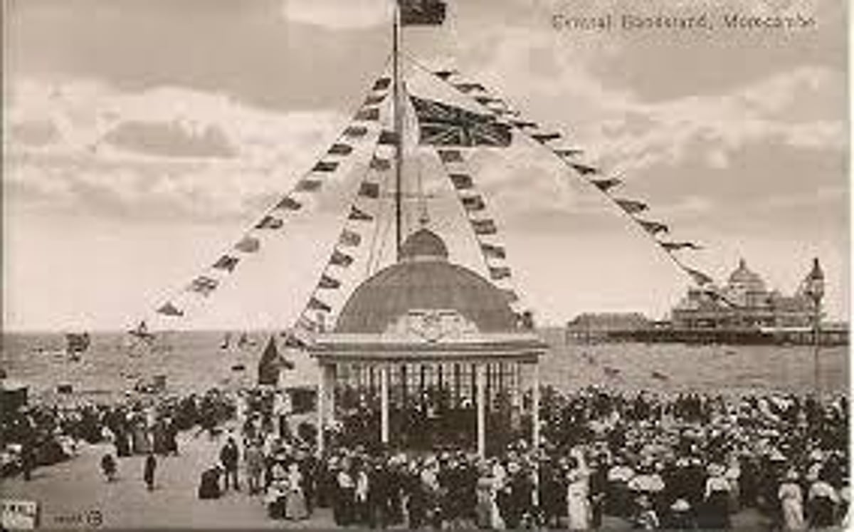 Postcards from Morecambe - the 1910s with Peter Wade