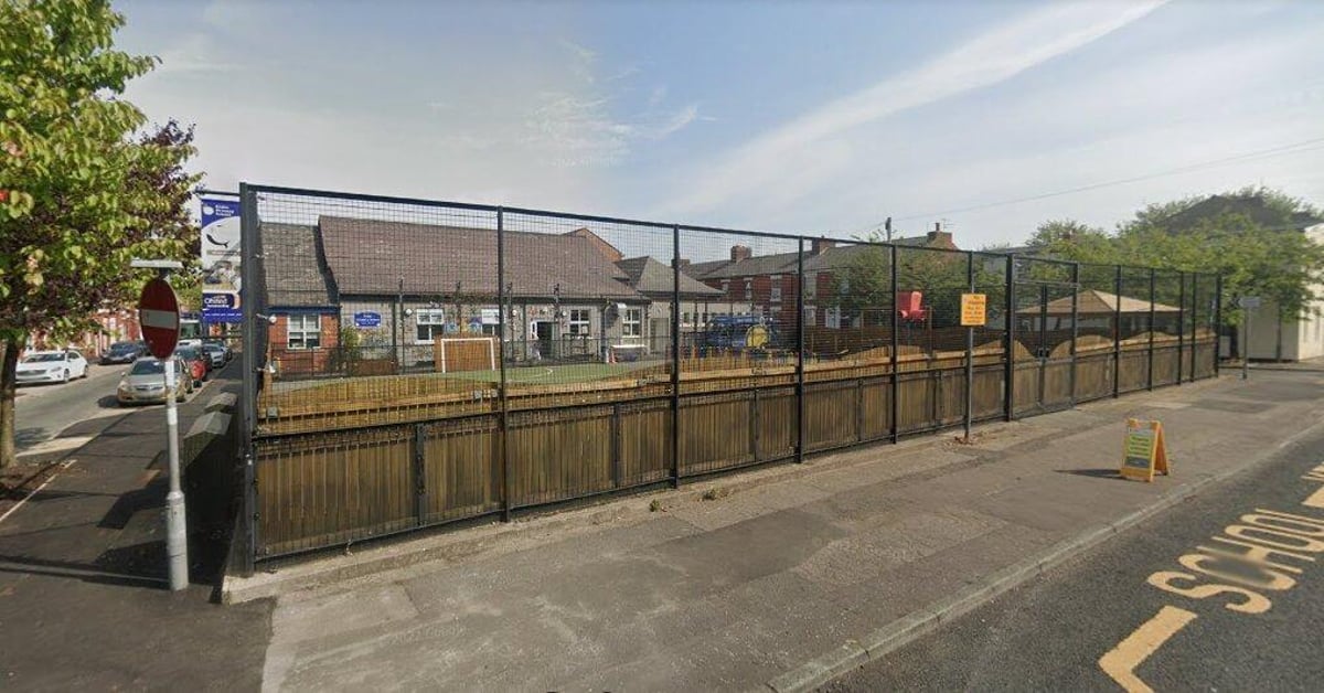 Unions issue warning over claims of 'high staff turnover' at "outstanding" Preston primary school