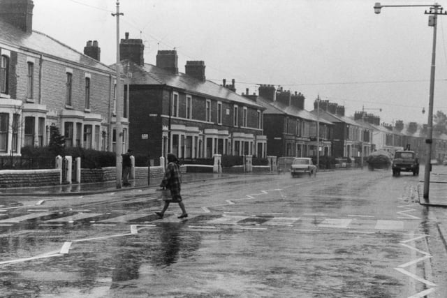 New Hall Lane captured in the rain. Crossings were always a bone of contention along the route. This image must have been taken in the 60s or late 70s