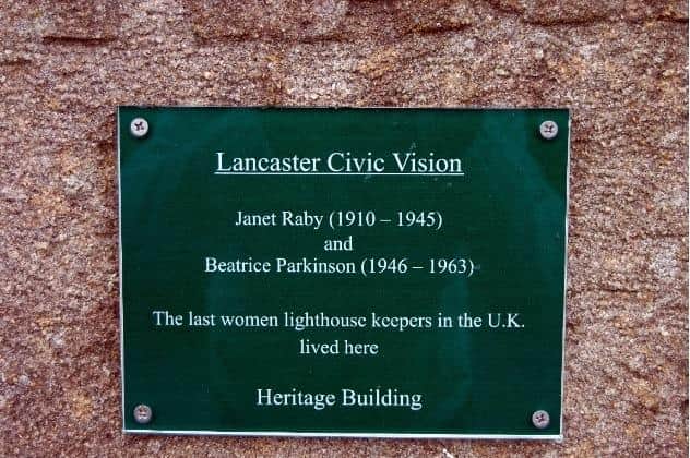 Commemorative Heritage Plaque to Janet Raby and Beatrice Parkinson. Photo David Morgan.