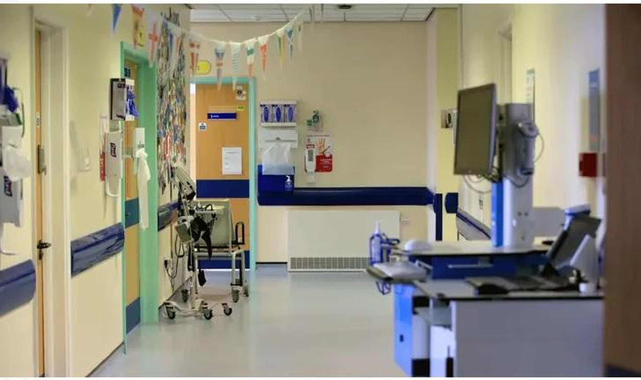 A&E staff at Royal Preston Hospital left 'crying with frustration' as patients 'die without dignity' in crowded waiting rooms