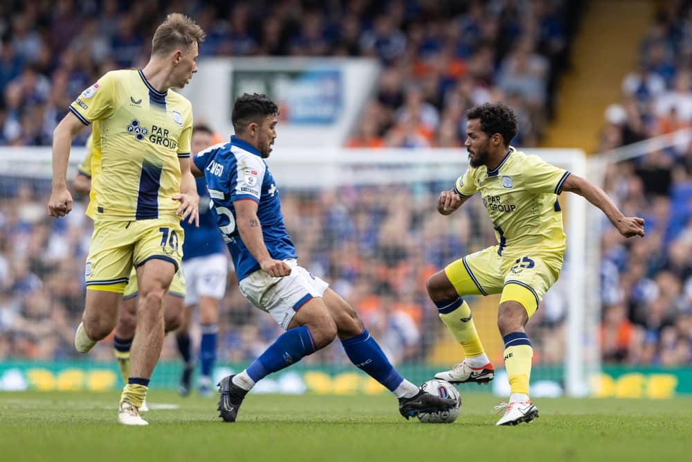North End's Duane Holmes (right) competing with Ipswich Town's Massimo Luongo (Photographer Andrew Kearns/CameraSport)