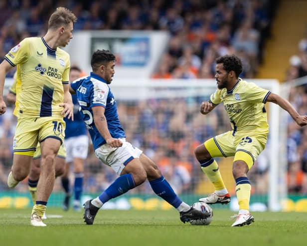North End's Duane Holmes (right) competing with Ipswich Town's Massimo Luongo (Photographer Andrew Kearns/CameraSport)