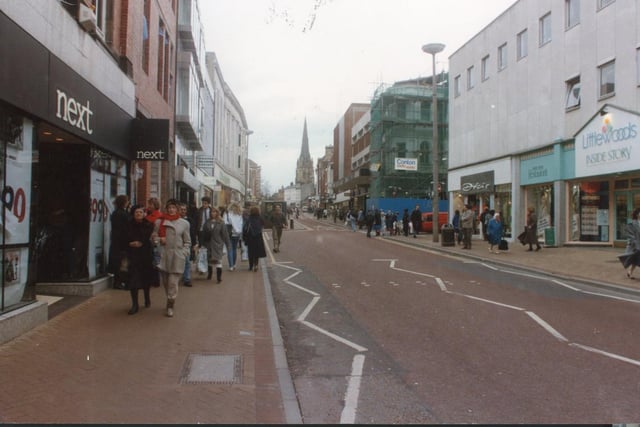 This picture was taken in 1990 and you can see Littlewoods and Dolcis on the left - two shops long gone from the High Street. One mainstay of Fishergate though is Next, which is still there