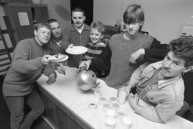 Jobless youngsters have cooked up a recipe for making more dough. Teenagers in Leyland could not bear the endless boring hours which life on the dole presented. So they set out to prove they are a dab hand in the kitchen with their snack bar at Leyland Youth Centre. Pictured: Stuart Yates, Darren Boyle, Mark Cornwell, Joanne Fieldsend, Dave Castor, and Fred McArton at Leyland Youth Club snack bar