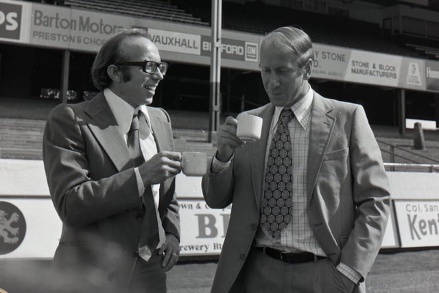 Coming to Preston North End as a player/coach under Bobby Charlton, Nobby Stiles eventually took the main job himself in 1973, following the departure of Harry Catterick. Nobby Stiles is pictured here with Bobby Charlton having a brew and a chat at PNE's ground in August 1973