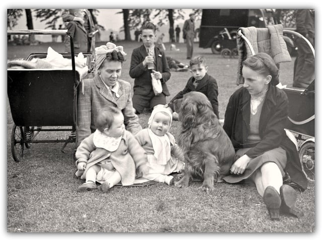Victory Celebrations, Avenham Park, Preston 1946