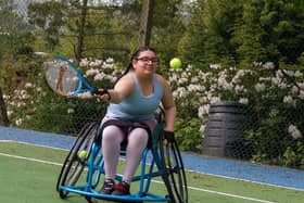 disabled tennis player