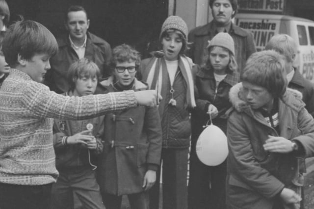 Conker Contest takes place at Market Square, Preston
September 25th 1976.