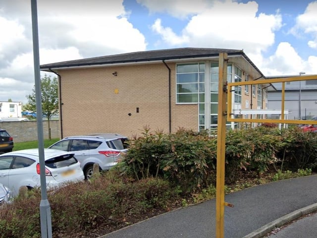 C J Mason Veterinary Surgery on Cuerden Way, Bamber Bridge, has a rating of 4.8 out of 5 from 895 Google reviews