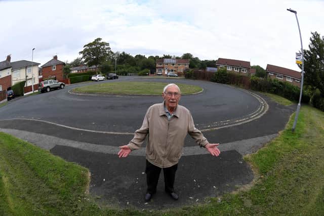 The Holme Slack Lane terminus lost its bus shelter 14 years ago - now Brian wants it back