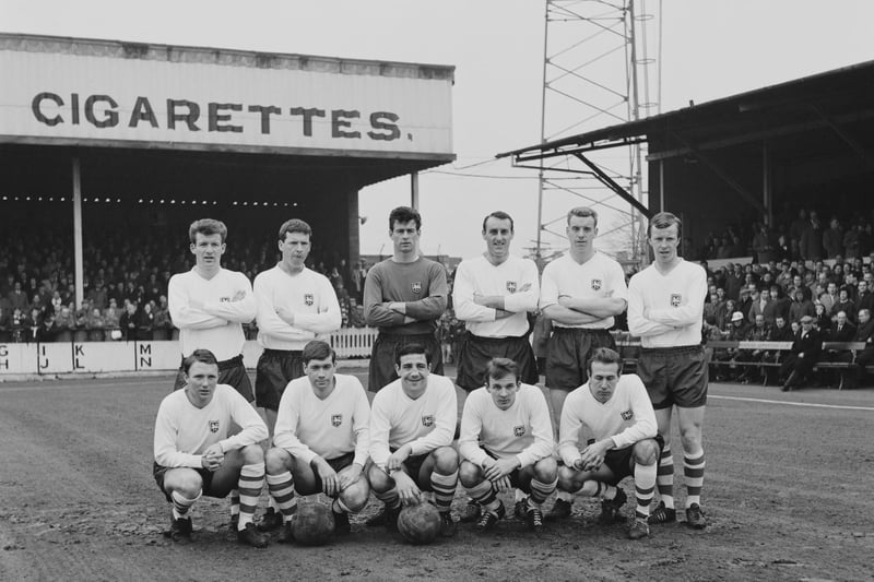 The Preston North End team, 23rd February 1964.From left to right (back row) George Ross, John Donnelly, future manager Alan Kelly, Ian Davidson, Tony Singleton, Nobby Lawton; (front row) David Wilson, Brian Godfrey, Alex Dawson, Alan Spavin, Doug Holden. (Photo by D. Beard/Express/Hulton Archive/Getty Images)