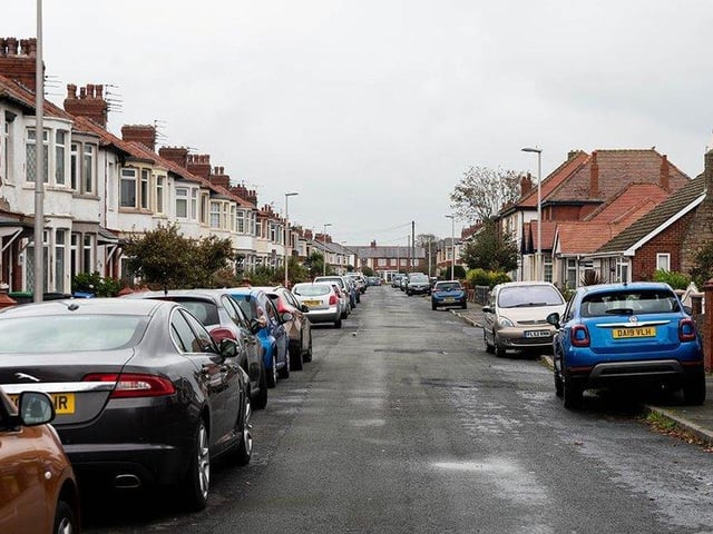 Average house price = £146,500