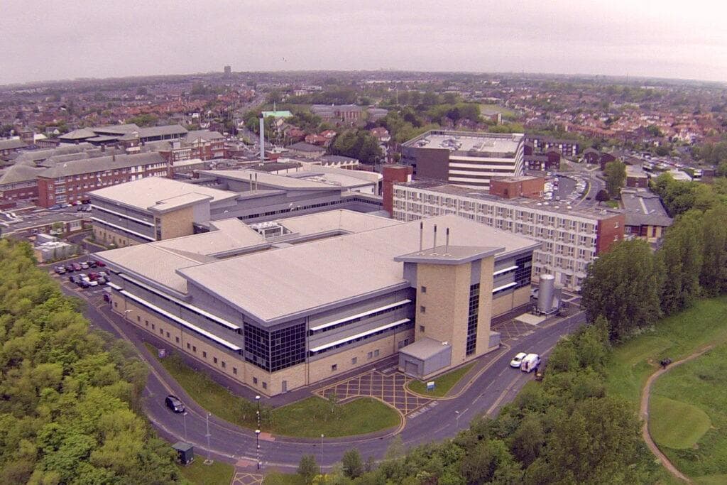 Preston heart patients are 'at risk' from slow transfers to Lancashire ...