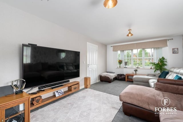 Fir Tree Grove, Clayton-le-Woods, PR6 (Credit: Forbes Estate Agents)