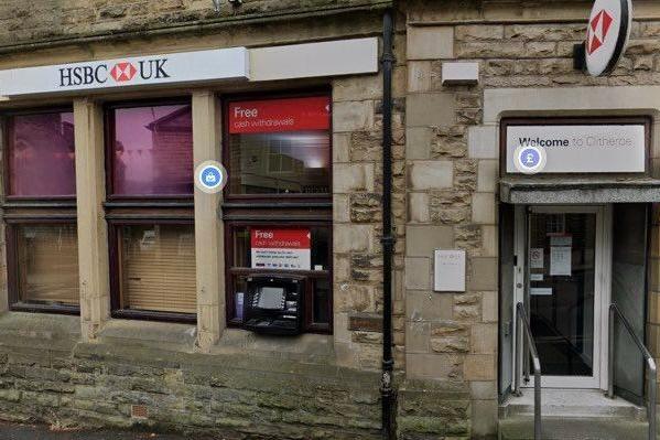 A Clitheroe HSBC branch has requested permission for the replacement of an existing internally illuminated external ATM through the wall machine with a new model.