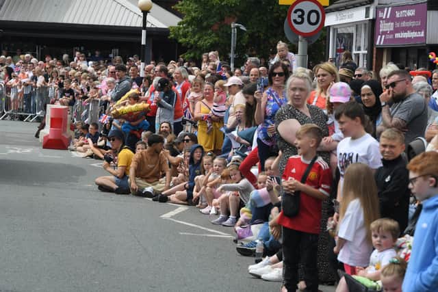 Photo Neil Cross; Leyland Festival parade.