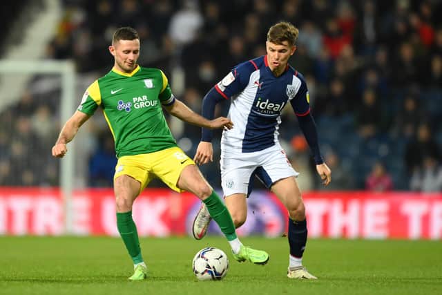 WEST BROMWICH, ENGLAND - JANUARY 26:  Alan Browne of Preston North End battles for possession with Conor Townsend of West Bromwich Albion during the Sky Bet Championship match between West Bromwich Albion and Preston North End at The Hawthorns on January 26, 2022 in West Bromwich, England. (Photo by Clive Mason/Getty Images)