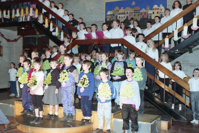 Every pupil at a Lancaster primary school are sharing the limelight in a Christmas concert. About 170 children at the Ridge County Primary School are taking part in this year's concert, Then and Now. The theme looks at the traditional Christmas nativity and the modern ideas surrounding Christmas