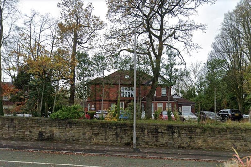 St Fillan's Medical Centre, in Liverpool Road, Penwortham, has an average star rating of 3.8 from 10 reviews.